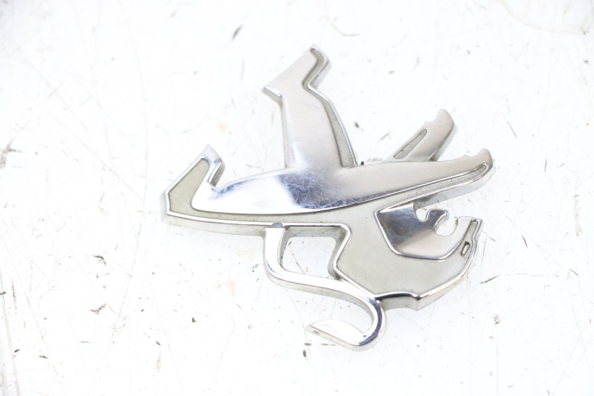 photo de LOGO MARCA PEUGEOT KISBEE 2T 50 (2010 - 2017) - Altra angolazione