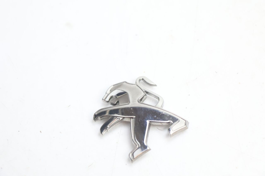 photo de LOGO MARCHIO PEUGEOT KISBEE 4T 50 (2018 - 2022) - Dettaglio del componente