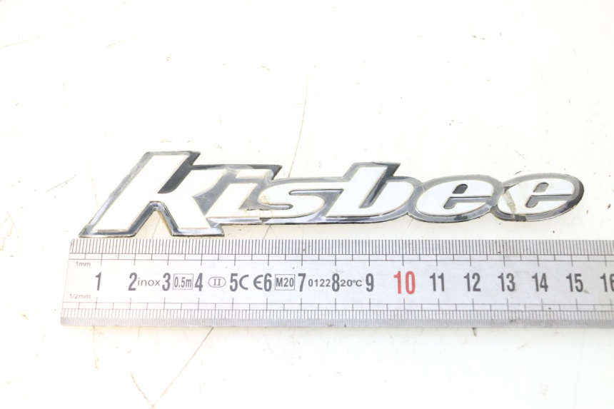 photo de LOGO MARCHIO PEUGEOT KISBEE 4T 50 (2018 - 2022) - Dettagli dei punti di fissaggio
