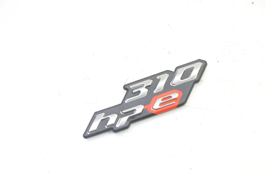 photo de LOGO MARCHIO PIAGGIO MP3 HPE 310 (2024 - 2025) - Zoom sullo stato d'uso