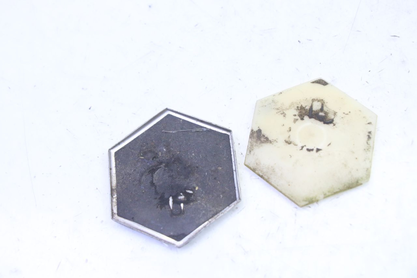 photo de LOGO MARCHIO PIAGGIO MP3 125 (2006 - 2014) - Altra angolazione