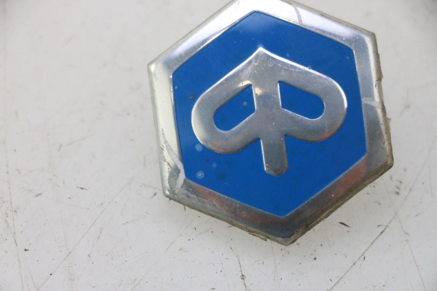 photo de LOGO MARCHIO PIAGGIO MP3 500 (2016 - 2018) - Altra angolazione