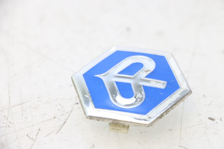 photo de LOGO MARCHIO PIAGGIO MP3 500 (2011 - 2015) - Dettaglio del componente