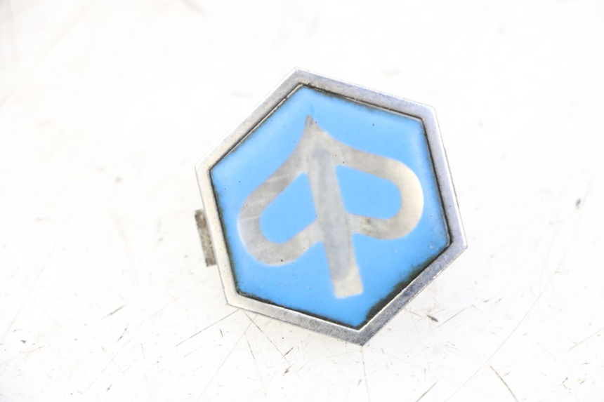 photo de LOGO MARCA PIAGGIO X8 125 (2004 - 2007) - Vista principale