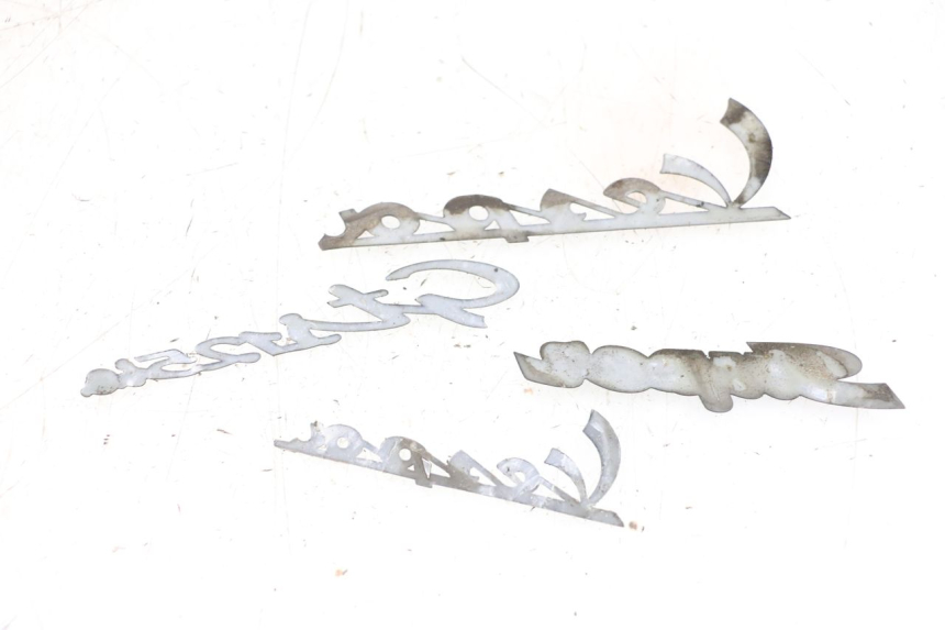 photo de LOGO MARCA PIAGGIO VESPA GTS SUPER IE 125 (2009 - 2016) - Dettaglio del componente