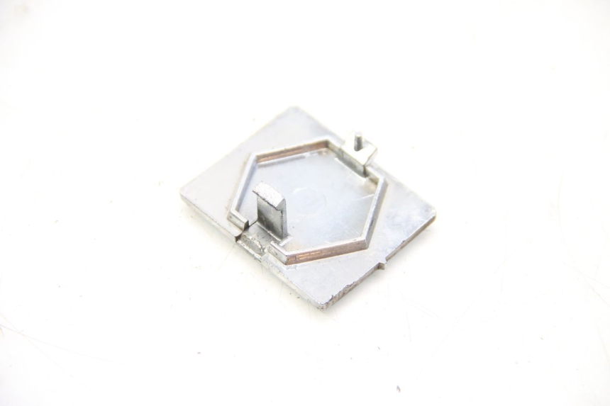 photo de LOGO MARCA PIAGGIO VESPA LX 2T 50 (2005 - 2013) - Zoom sullo stato d'uso