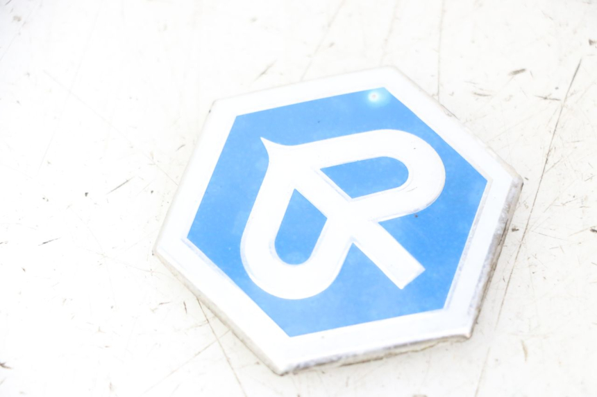 photo de LOGO MARCA PIAGGIO XEVO - X EVO 125 (2007 - 2017) - Altra angolazione