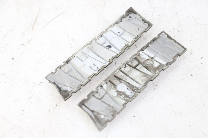 photo de LOGO MARCHIO YAMAHA SR 125 (1982 - 2003) - Zoom sullo stato d'uso