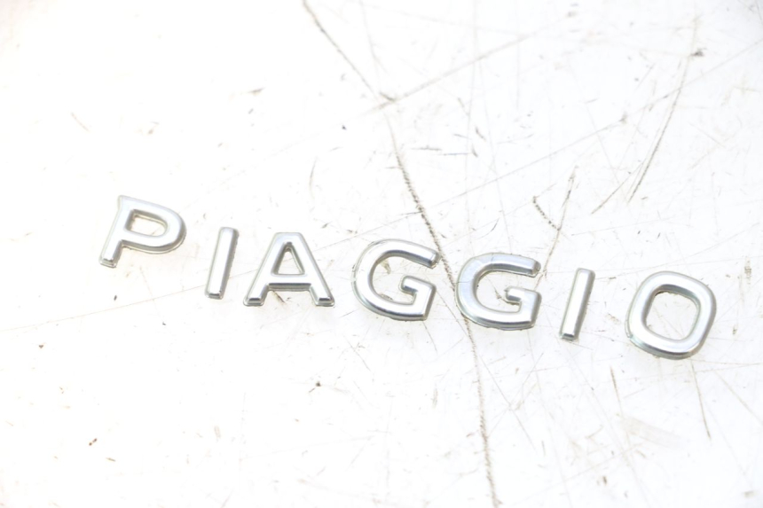 photo de LOGO MARCHIO PIAGGIO ZIP 4T 50 (2018 - 2020) - Vista principale