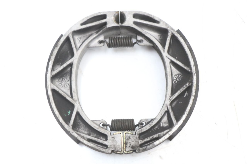 photo de GANASCE FRENO PIAGGIO FLY 4T 50 (2004 - 2010) - Dettaglio del componente