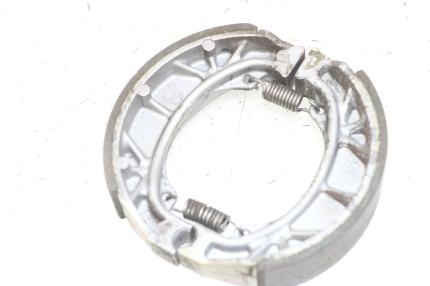 photo de GANASCE FRENO PEUGEOT KISBEE 2T 50 (2018 - 2022) - Dettaglio del componente