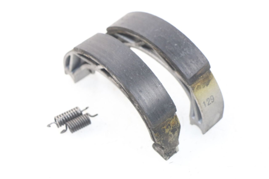 photo de PATTINO DEL FRENO PIAGGIO LIBERTY IGET 4T 50 (2015 - 2020) - Zoom sullo stato d'uso