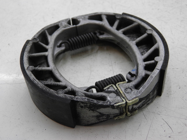 photo de PATTINO DEL FRENO PIAGGIO ZIP 2T 50 (2009 - 2019) - Dettaglio del componente