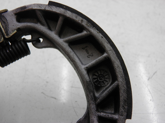 photo de PATTINO DEL FRENO PIAGGIO ZIP 2T 50 (2009 - 2019) - Zoom sullo stato d'uso