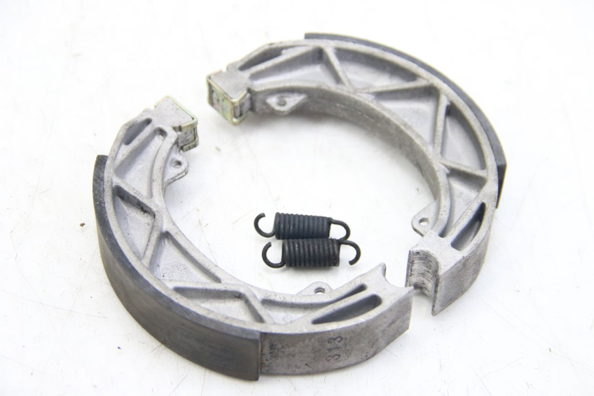 photo de PASTIGLIE FRENO APRILIA SCARABEO 4T 50 (2009 - 2017) - Vista principale