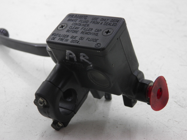 photo de MASTERCYLINDER FRENO POSTERIORE HONDA FES PANTHEON 125 (2003 - 2007) - Vista d'insieme del prodotto