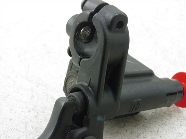 photo de CILINDRO PRINCIPALE POSTERIORE PIAGGIO CARNABY 125 (2007 - 2011) - Zoom sullo stato d'uso