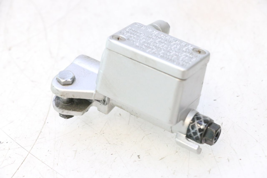 photo de MASTERCYLINDER ANTERIORE KYMCO AGILITY 16+ 4T 50 (2018 - 2023) - Vista principale