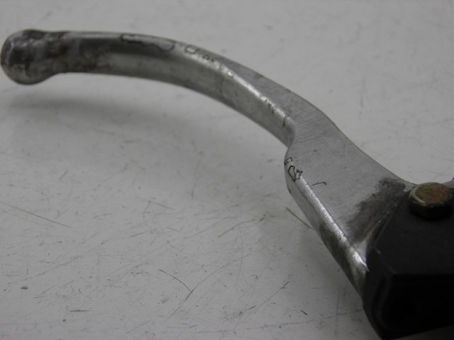 photo de POMPA FRENO ANTERIORE APRILIA LEONARDO ST 250 (2002 - 2005) - Altra angolazione