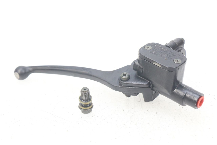 photo de MASTERCYLINDER ANTERIORE TNT MOTOR BOSTON 4T 50 (2018 - 2025) - Primo piano tecnico
