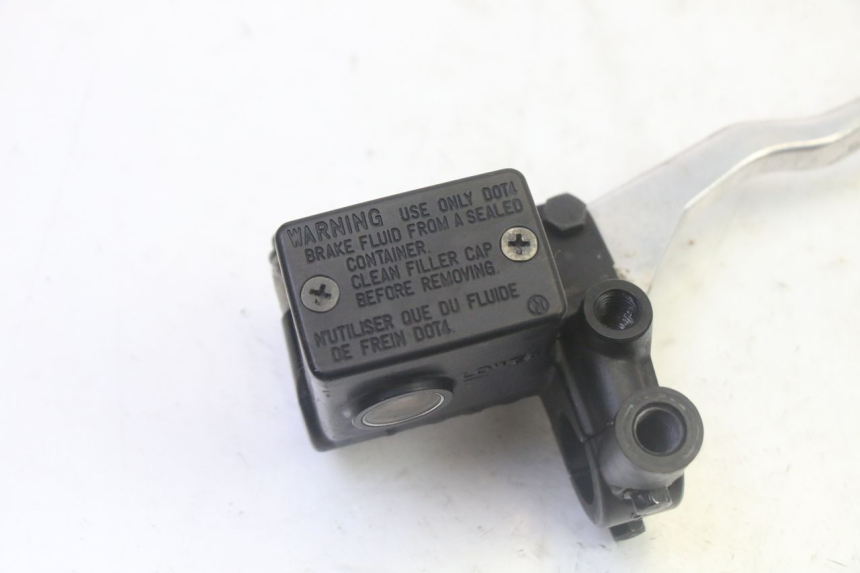 photo de MASTERCYLINDER ANTERIORE SUZUKI BURGMAN 125 (2007 - 2014) - Dettaglio del componente