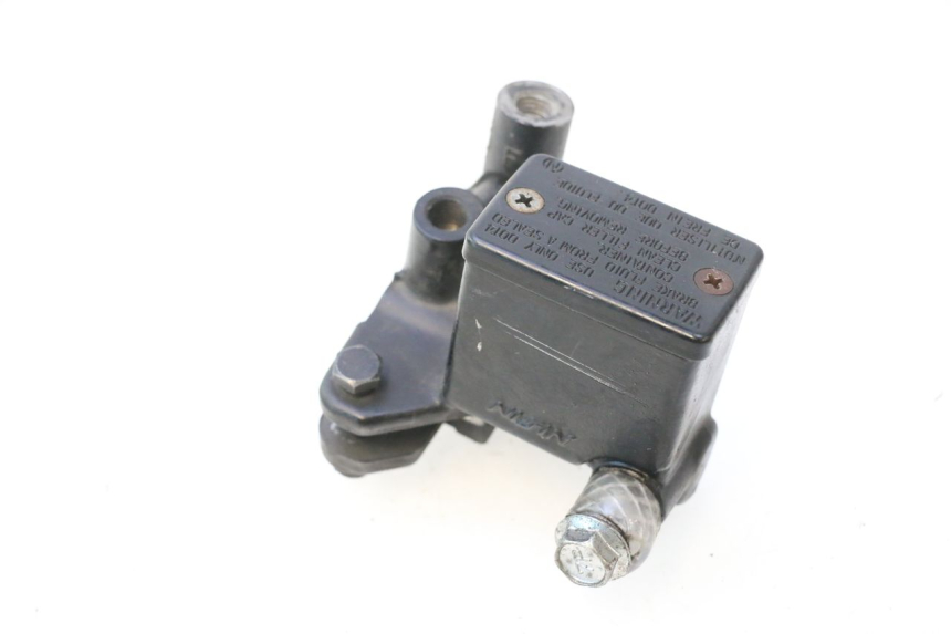 photo de MASTERCYLINDER ANTERIORE SUZUKI BURGMAN 125 (2007 - 2014) - Vista principale