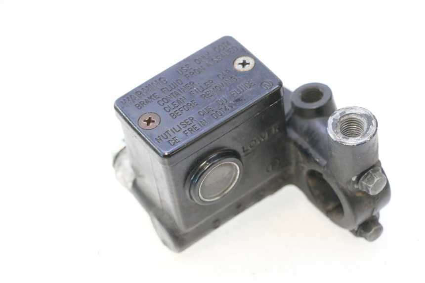 photo de MASTERCYLINDER ANTERIORE SUZUKI BURGMAN 125 (2007 - 2014) - Dettaglio del componente