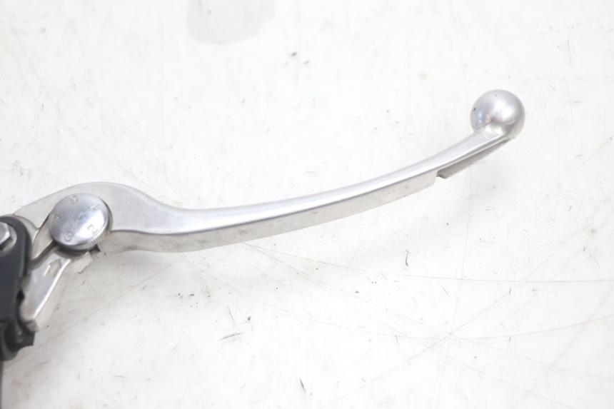 photo de POMPA FRENO ANTERIORE SUZUKI BURGMAN EXECUTIVE ABS 650 (2006 - 2012) - Zoom sullo stato d'uso