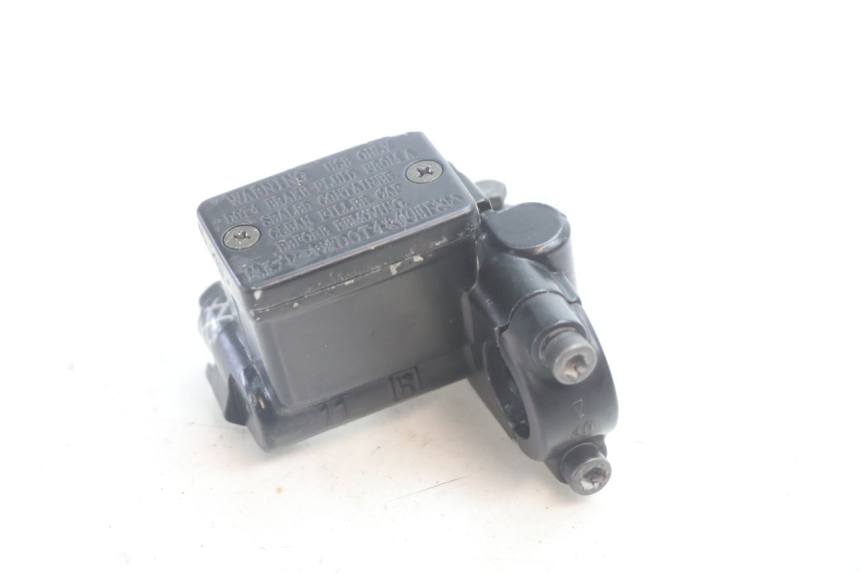 photo de MASTERCYLINDER ANTERIORE YAMAHA BW'S BWS 125 (2010 - 2013) - Dettaglio del componente