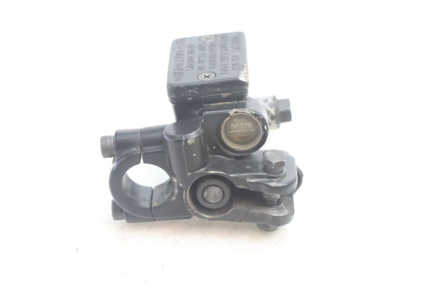 photo de MASTERCYLINDER ANTERIORE YAMAHA BW'S BWS 125 (2010 - 2013) - Zoom sullo stato d'uso