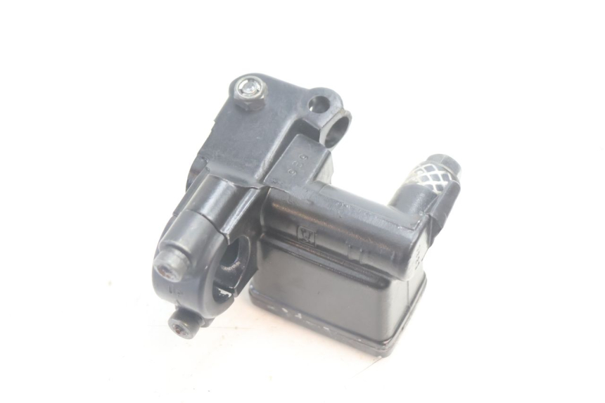 photo de MASTERCYLINDER ANTERIORE YAMAHA BW'S BWS 125 (2010 - 2013) - Vista d'insieme del prodotto