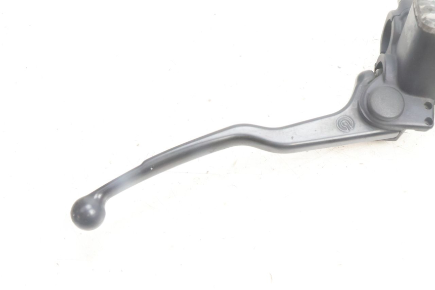photo de MASTERCYLINDER ANTERIORE BMW C1 125 (2000 - 2003) - Primo piano tecnico