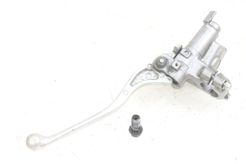 photo de MASTERCYLINDER ANTERIORE HONDA CA REBEL 125 (1995 - 2001) - Primo piano tecnico