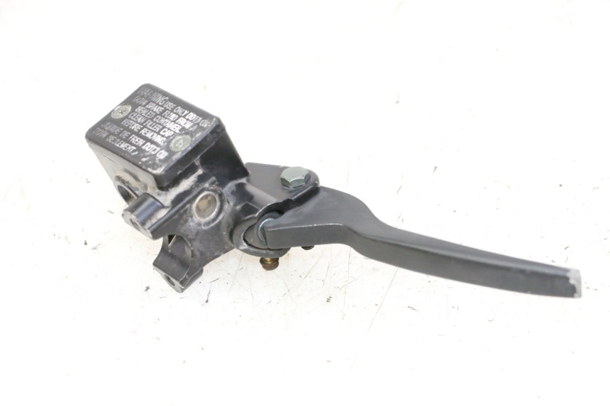 photo de MASTERCYLINDER ANTERIORE ORCAL CAVARO 4T 50 (2019 - 2023) - Primo piano tecnico