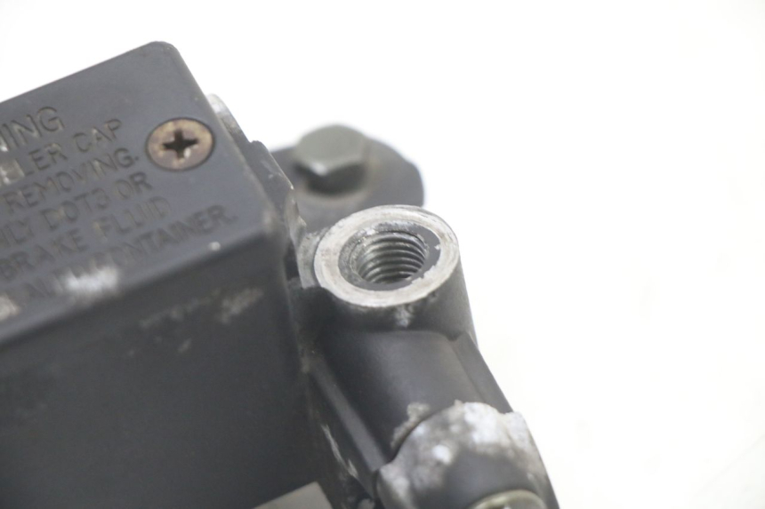 photo de MASTERCYLINDER ANTERIORE PEUGEOT CITYSTAR 2T 50 (2018 - 2021) - Zoom sullo stato d'uso
