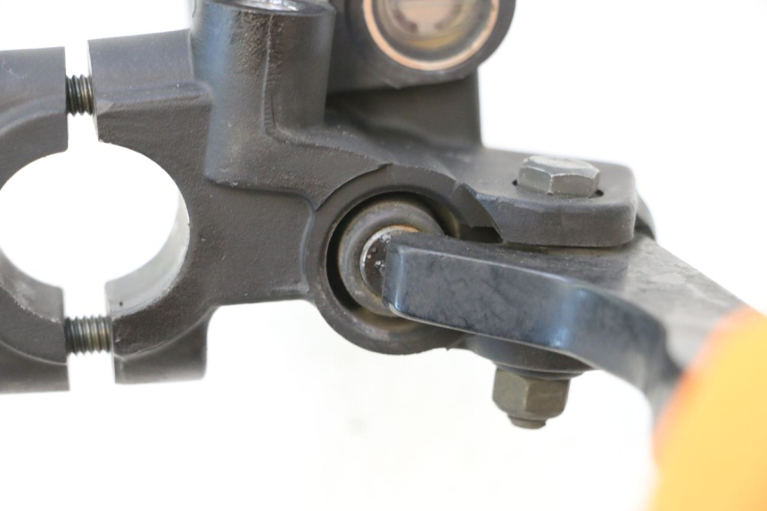 photo de MASTERCYLINDER ANTERIORE PEUGEOT CITYSTAR 2T 50 (2018 - 2021) - Zoom sullo stato d'uso