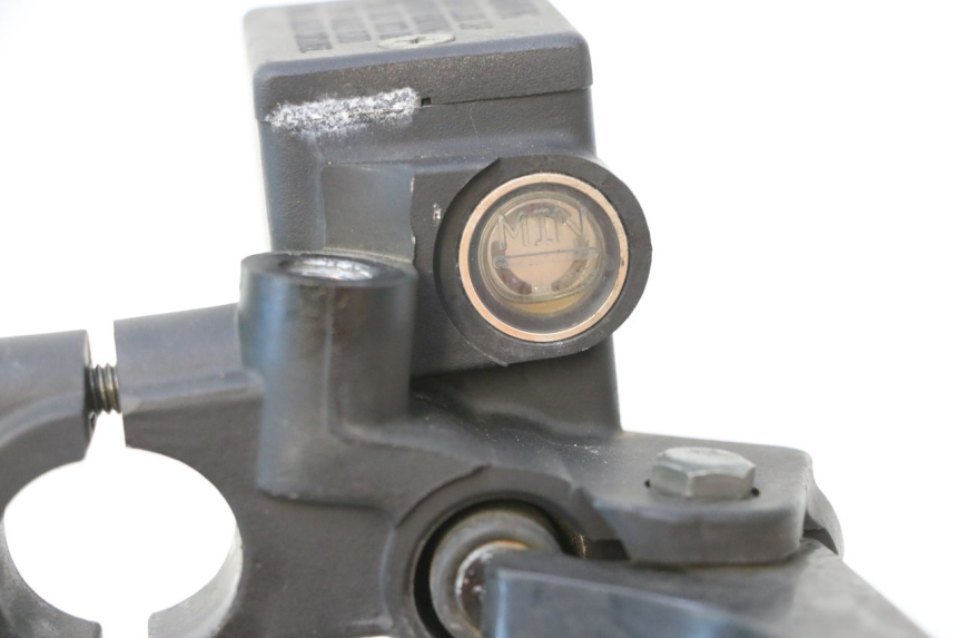photo de MASTERCYLINDER ANTERIORE PEUGEOT CITYSTAR 2T 50 (2018 - 2021) - Altra angolazione