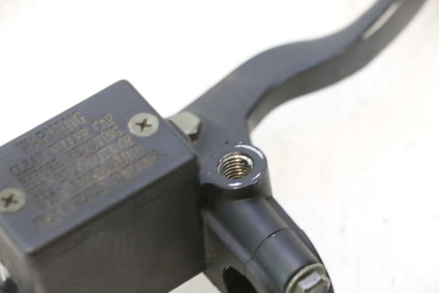 photo de MASTERCYLINDER ANTERIORE PEUGEOT CITYSTAR 2T 50 (2018 - 2021) - Zoom sullo stato d'uso