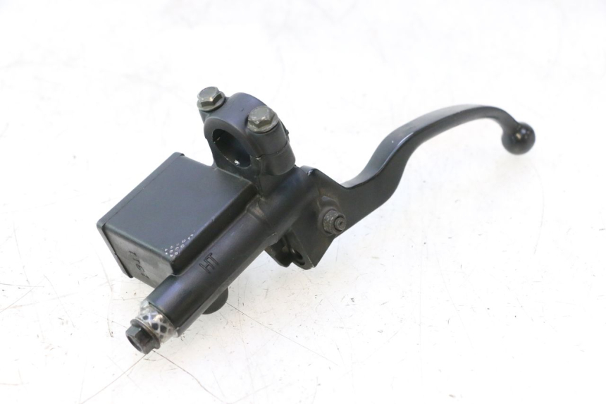 photo de MASTERCYLINDER ANTERIORE PEUGEOT CITYSTAR 2T 50 (2018 - 2021) - Stato della superficie e materiale