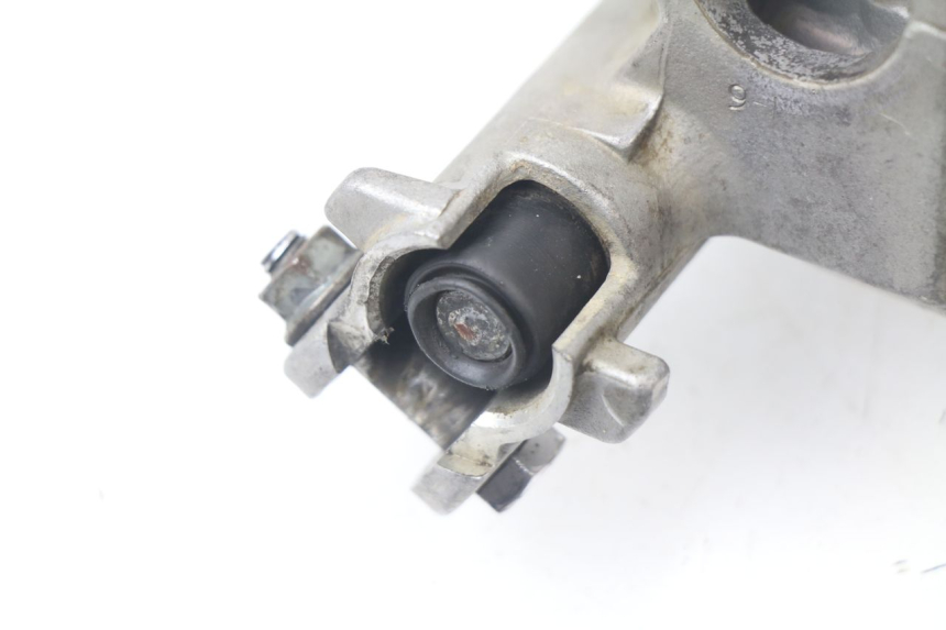 photo de POMPA FRENO ANTERIORE HONDA CRF CR-F 450 (2001 - 2005) - Primo piano tecnico