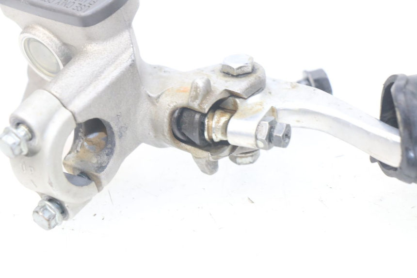 photo de MASTERCYLINDER ANTERIORE HONDA CRF 250 (2013 - 2016) - Zoom sullo stato d'uso