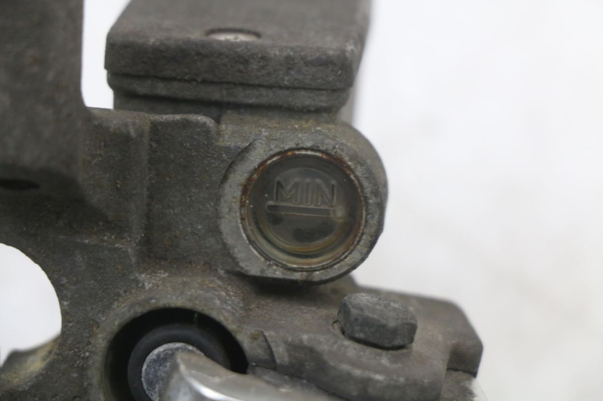 photo de MASTERCYLINDER ANTERIORE YAMAHA CYGNUS X 125 (2004 - 2007) - Dettagli dei punti di fissaggio