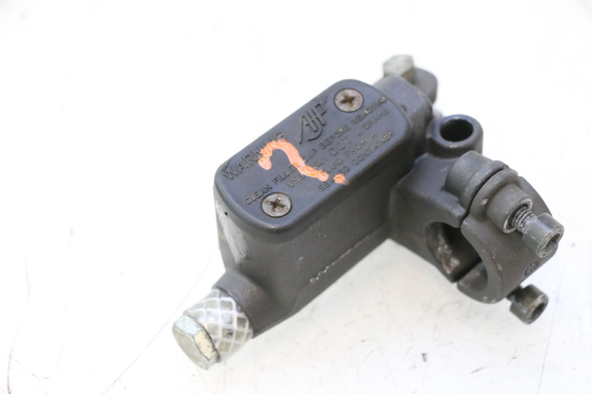 photo de POMPA FRENO ANTERIORE HM HONDA DERAPAGE 50 (2007 - 2009) - Ricambio usato controllato
