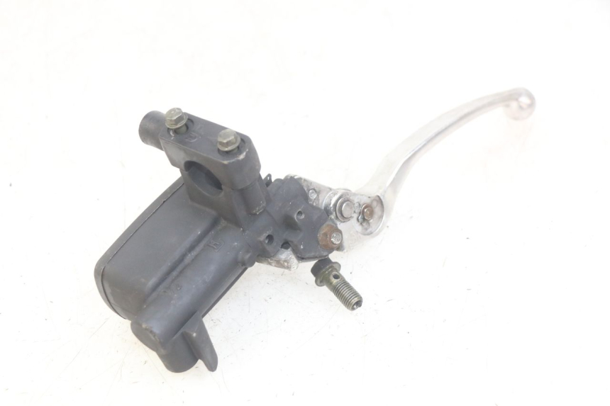 photo de MASTERCYLINDER ANTERIORE KYMCO DINK STREET 125 (2009 - 2014) - Altra angolazione