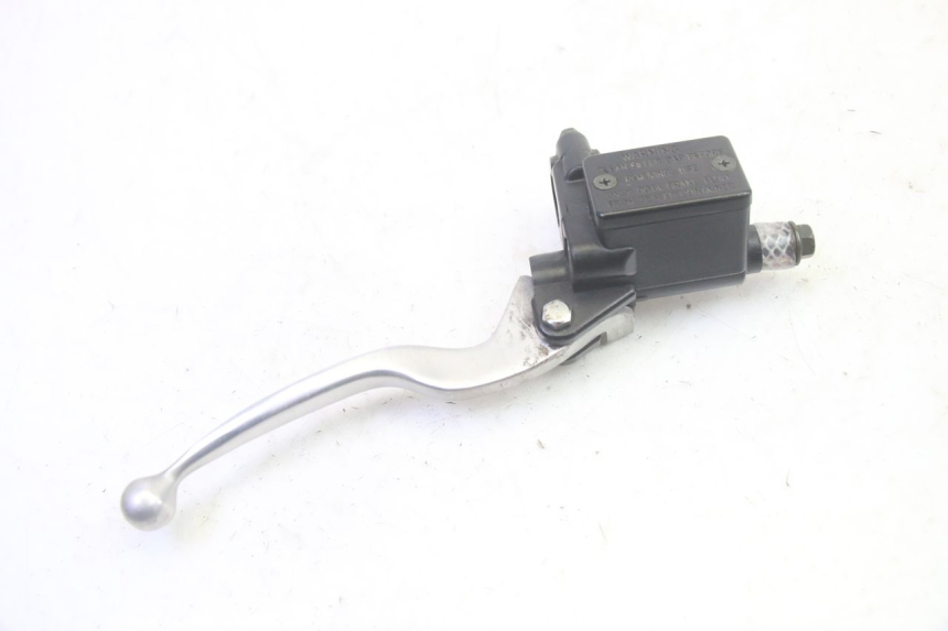 photo de MASTERCYLINDER ANTERIORE PEUGEOT DJANGO 4T 50 (2014 - 2019) - Altra angolazione