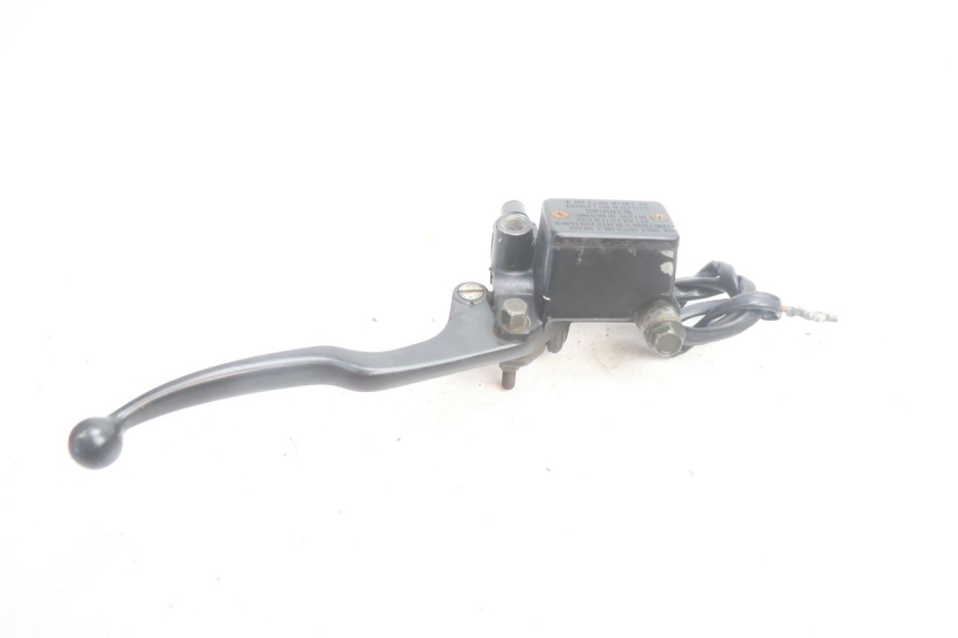 photo de POMPA FRENO ANTERIORE SUZUKI DR S 600 (1985 - 1989) - Dettagli dei punti di fissaggio
