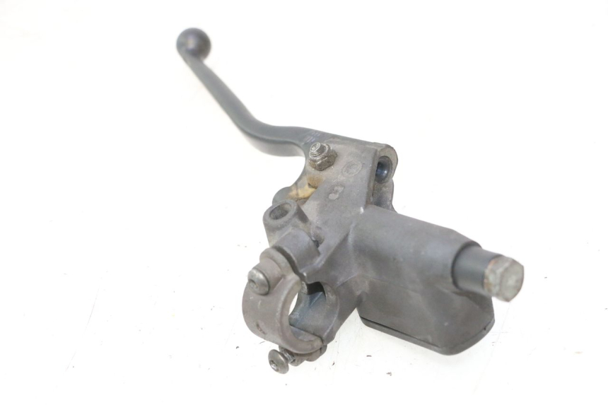 photo de MASTERCYLINDER ANTERIORE PEUGEOT ELYSTAR 50 (2002 - 2014) - Zoom sullo stato d'uso