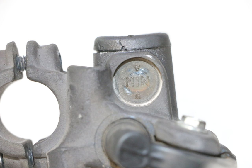 photo de MASTERCYLINDER ANTERIORE PEUGEOT ELYSTAR 50 (2002 - 2014) - Vista d'insieme del prodotto