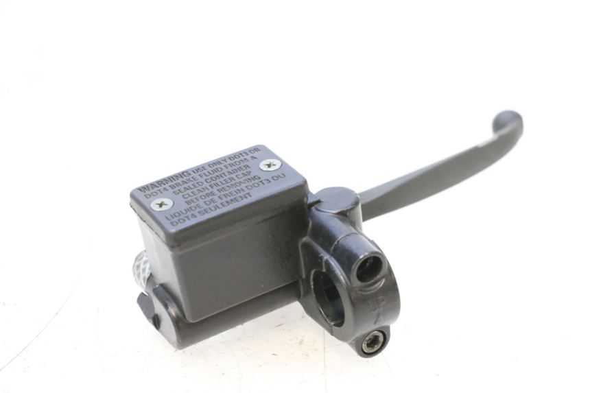 photo de MASTERCYLINDER ANTERIORE JM MOTORS EVOLIS 4T 50 (2018 - 2022) - Altra angolazione