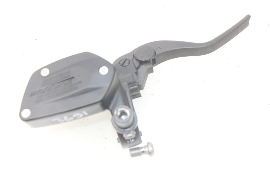 photo de CILINDRO PRINCIPALE ANTERIORE BMW F GS K81 850 (2018 - 2023) - Primo piano tecnico